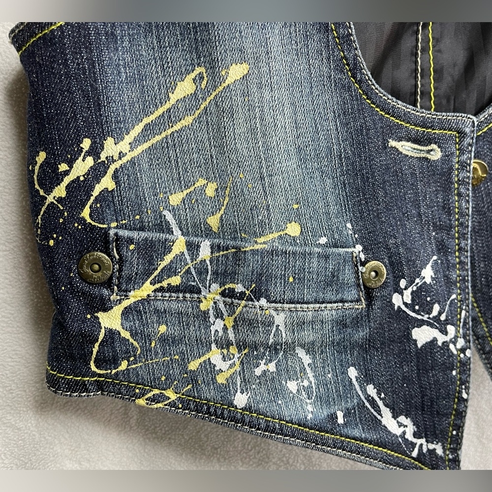 Akademiks Denim Vest with Paint Splatter - Picture 3 of 6